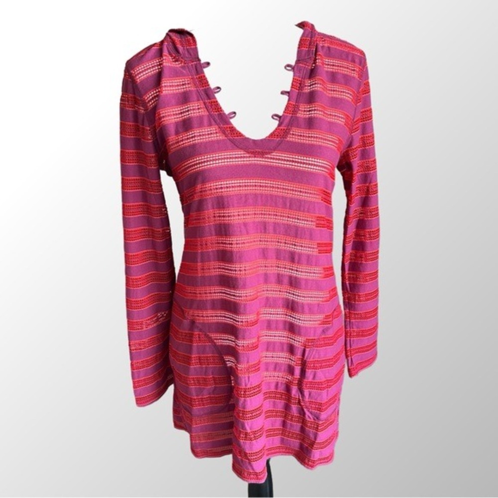 prAna Alexia Tunic NWT Women S Deep Pomegranate Striped Crochet Hooded Coverup